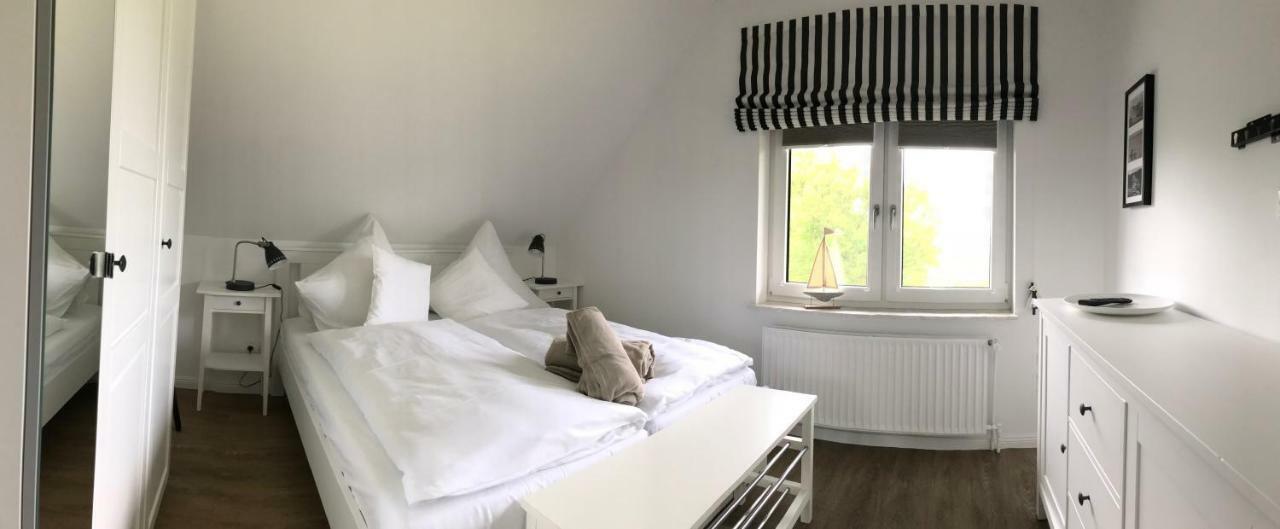 Appartements unter Reet Tumlauer Koog Extérieur photo